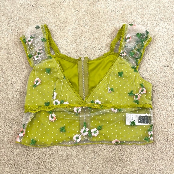 Tops - Bright green flower crop top